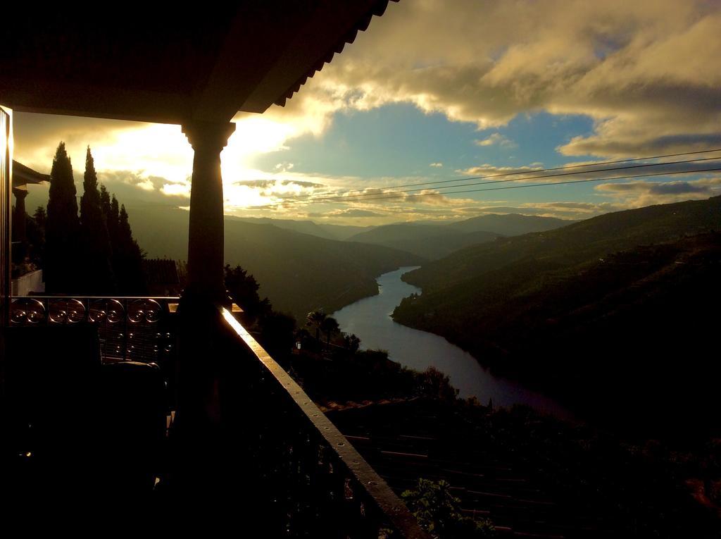 Casa De Canilhas Mesao Frio Luaran gambar